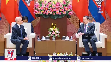 Chủ tịch Quốc hội Trần Thanh Mẫn hội kiến Quốc vương Campuchia