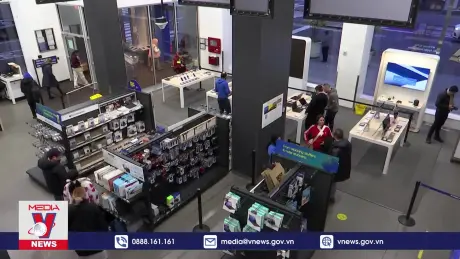 Thị trường châu Âu và Mỹ sôi động ngày Black Friday