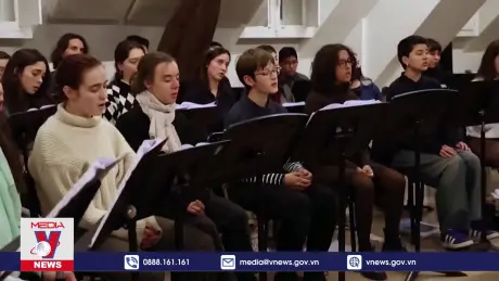 Dàn hợp xướng Nhà thờ Đức Bà Paris 