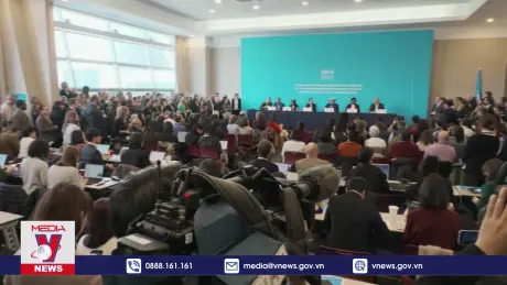 Đàm phán về ô nhiễm nhựa tiếp tục căng thẳng