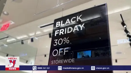 Mua sắm trực tuyến “lên ngôi” mùa Black Friday
