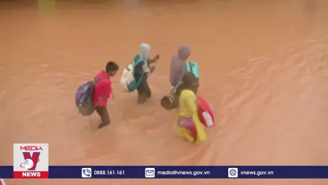 Bão Fengal đổ bộ vào miền Nam Ấn Độ