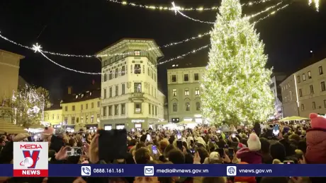 Không khí Giáng sinh bao trùm châu Âu