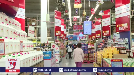 TPHCM gấp rút sản xuất, dự trữ hàng hóa Tết