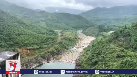 Hồ chứa nước lớn nhất Quảng Ngãi hạn hán bất thường trong mùa mưa