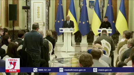 EU và Mỹ cam kết ưu tiên hỗ trợ Ukraine