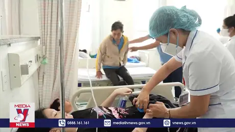 Phạt chủ tiệm bánh mỳ 125 triệu đồng, đình chỉ 5 tháng