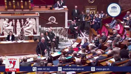 Thêm diễn biến căng thẳng mới tại Pháp