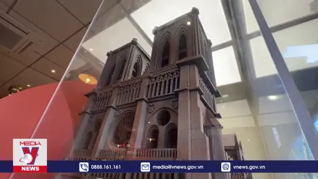 Phiên bản chocolate của Nhà thờ Đức Bà Paris