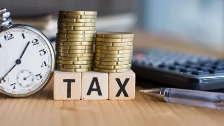 Nợ thuế 10 triệu, có thể bị cấm xuất cảnh