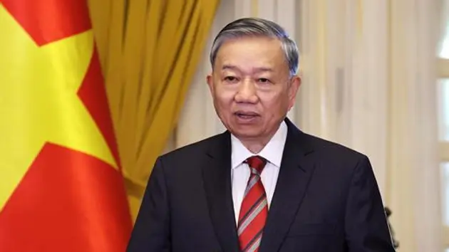Tinh gọn bộ máy: Không thể “xếp hàng xong mới chạy”