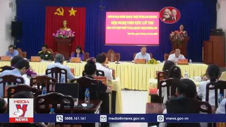 Phó Chủ tịch nước tiếp xúc cử tri An Giang