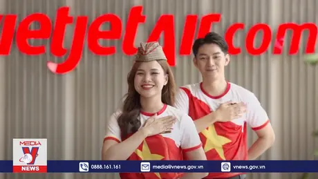 Những chuyến bay rực rỡ cờ đỏ sao vàng dịp lễ 30/4 - 1/5