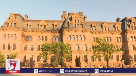 Canada đối mặt với bất ổn chính trị