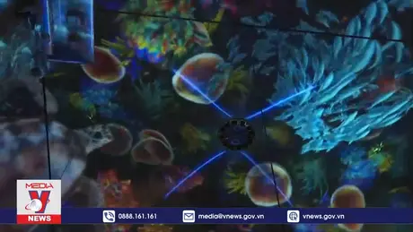 Mãn nhãn lễ hội ánh sáng tại Amsterdam