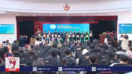 Trao 3 giải thưởng hiệu quả năng lượng năm 2024