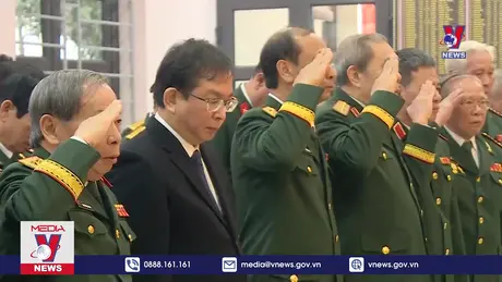 Thắt chặt mối quan hệ gắn bó giữa Thông tấn xã Việt Nam & Sư đoàn 304 