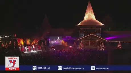 Ông già Noel bắt đầu hành trình vòng quanh thế giới