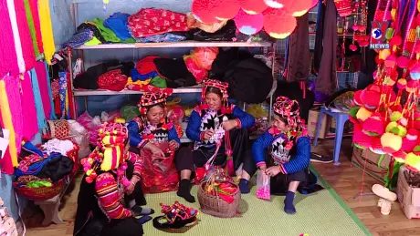 Nét đẹp trang phục người Hà Nhì ở Điện Biên