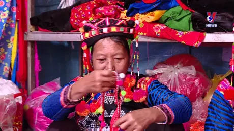 Nét đẹp trang phục người Hà Nhì ở Điện Biên