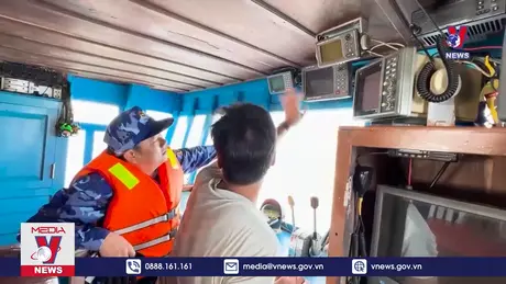 Vùng Cảnh sát biển 4 phối hợp đẩy mạnh tuyên truyền chống khai thác IUU