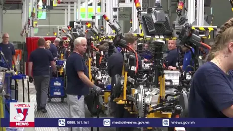 Ảm đạm hoạt động sản xuất ở châu Á, châu Âu