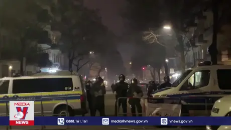 Nổ gây sát thương ngoài đồn cảnh sát tại Đức