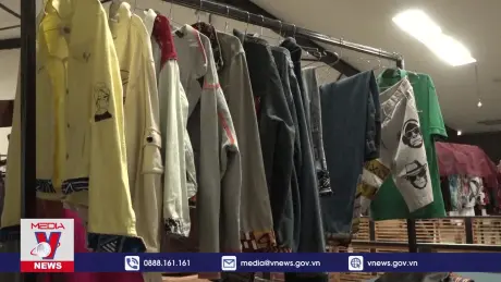 Biến đồ jean cũ thành thời trang cao cấp