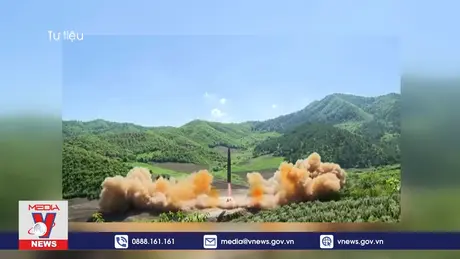 Triều Tiên xác nhận thử thành công tên lửa siêu thanh