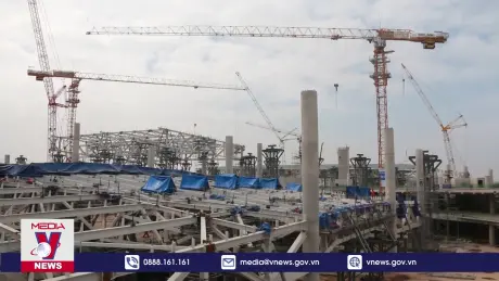 Chuẩn bị đặt mái trung tâm nhà ga sân bay Long Thành