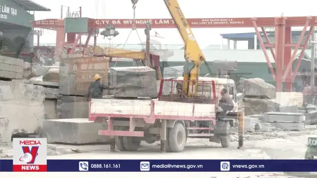 Làng nghề truyền thống đất Cố đô vào vụ Tết