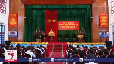 Chủ tịch nước Lương Cường chúc tết lực lượng vũ trang tại Phú Quốc