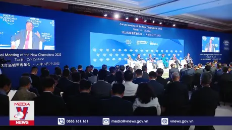 WEF ấn tượng với tốc độ tăng trưởng kinh tế của Việt Nam