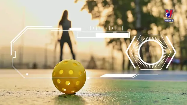 Loạt sân bóng mọc lên như nấm ở Hà Nội