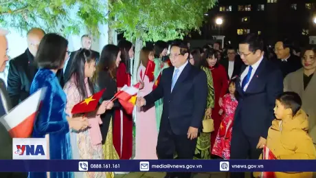 Thủ tướng Phạm Minh Chính gặp gỡ kiều bào tại Ba Lan