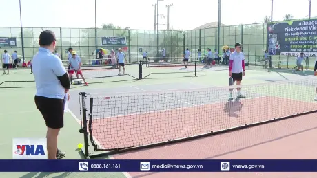 Việt Nam - Lào giao lưu thể thao nâng cao đoàn kết