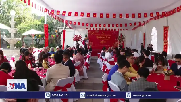 Ấm áp Xuân quê hương Ất tỵ tại Mexico