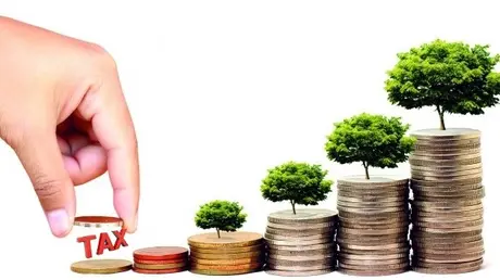 Người tiêu dùng đối mặt với giá xăng dầu cao hơn