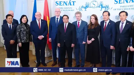 Thủ tướng Phạm Minh Chính hội kiến Chủ tịch Thượng viện Séc