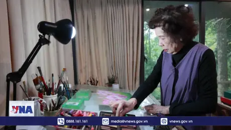 Họa sĩ 83 tuổi và một “gia tài” tranh đồ sộ