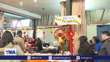Cộng đồng người Việt tại Pháp vui đón Tết Ất Tỵ