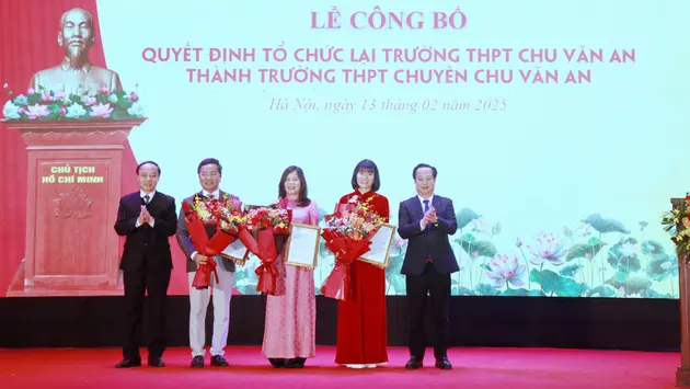 Hà Nội công bố quyết định thành lập Trường THPT chuyên Chu Văn An
