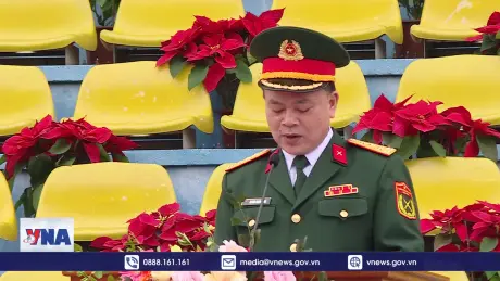 Hàng nghìn thanh niên Hà Nội lên đường nhập ngũ