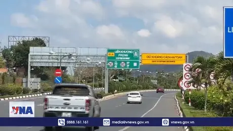 Tuyến cao tốc duy nhất đến Đà Lạt tiếp tục bị xâm hại