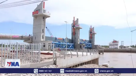 Sóc Trăng vận hành cống âu thuyền Rạch Mọp ngăn mặn, trữ ngọt mùa khô 2025