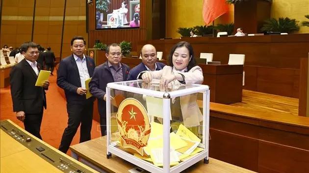 Bổ sung 2 Phó Thủ tướng và 2 Phó Chủ tịch Quốc hội