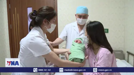 Yêu cầu không kỷ luật những trường hợp sinh con thứ 3 trở lên