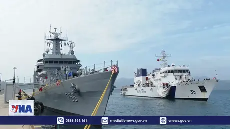 Hải quân và Cảnh sát Biển Ấn Độ thăm Khánh Hòa