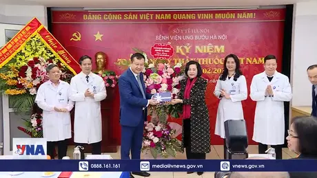 Phó Chủ tịch Quốc hội Nguyễn Thị Thanh thăm, chúc mừng Ngày 27/2