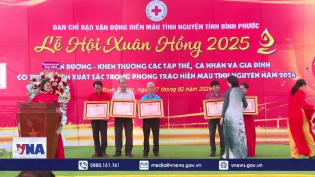 Tưng bừng lễ hội xuân hồng hiến máu tình nguyện 2025